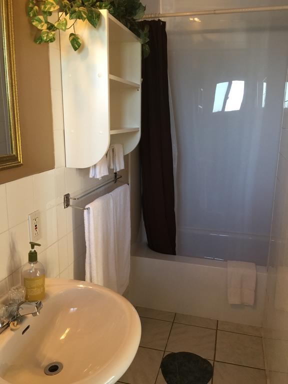 Motel Montgolfiere Jp Сен-Жан-сюр-Ришельо Екстериор снимка