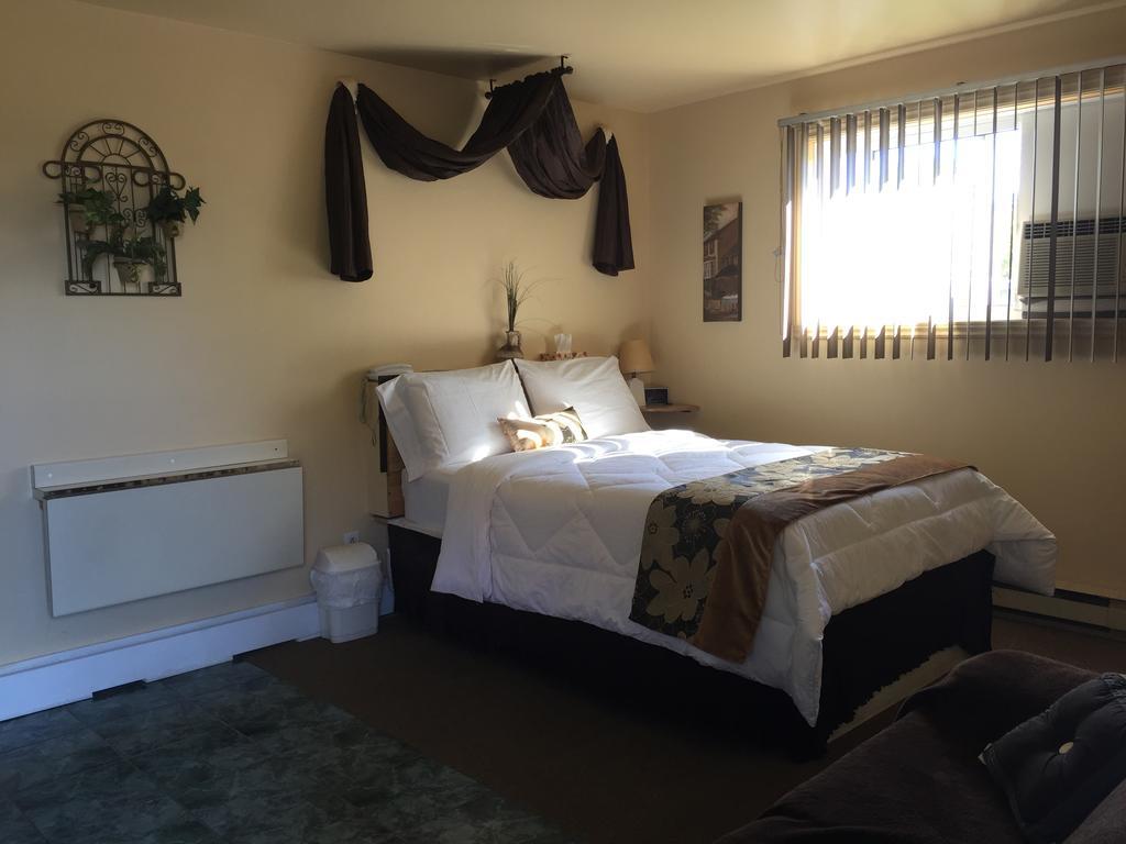 Motel Montgolfiere Jp Сен-Жан-сюр-Ришельо Екстериор снимка